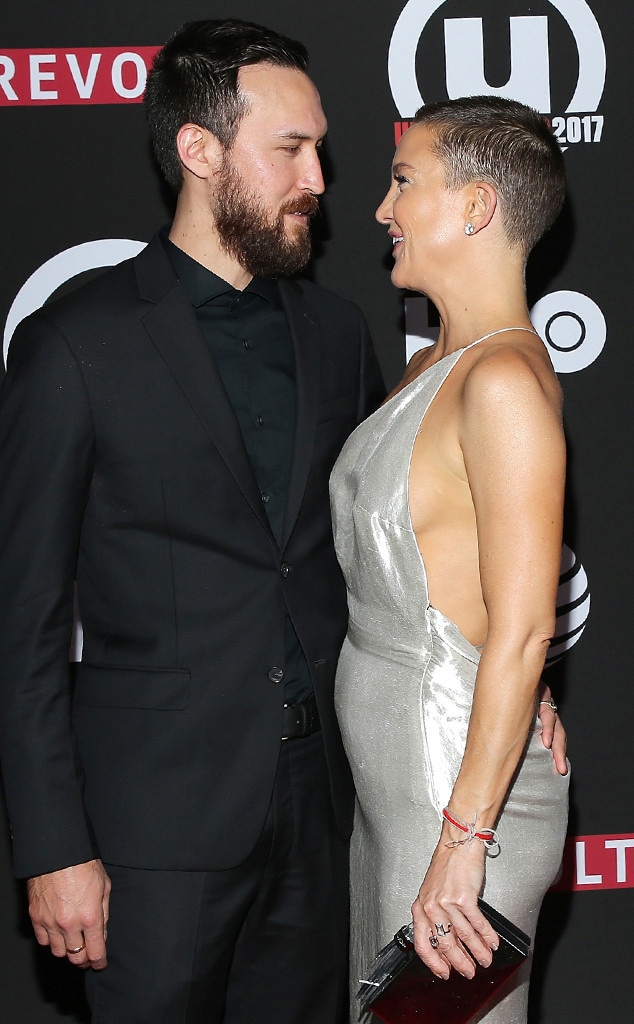 Kate Hudson ''Adjusting'' to Life With Newborn Daughter Rani Rose - E